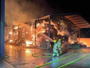 Supporting image for story: Dozen fire crews tackle huge barn fire near Telford