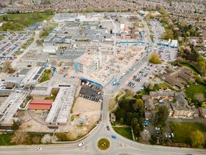 Supporting image for story: Shropshire's 12-hour waits at A&E amongst the very worst in the country - MP warns of 'permacrisis'