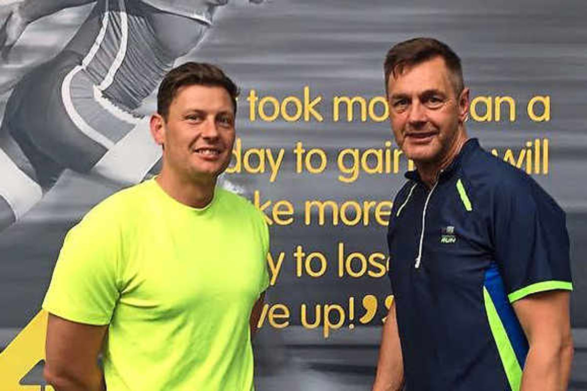 Wolves fans run four marathons in four days | Express & Star