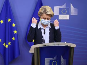 Supporting image for story: EU Commission recommends wide use of rapid Covid-19 tests