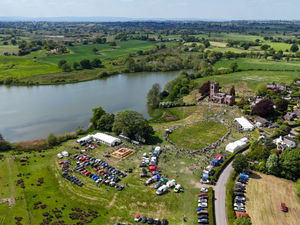 Supporting image for story: Thousands flock to Marbury for a joy-packed ‘Merry Days’ weekend