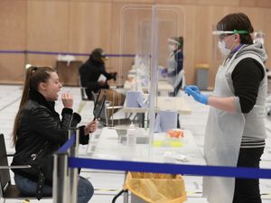 Supporting image for story: University leaders call for all students to return after Easter amid delay fears