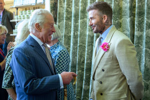 King Charles III meets David Austin Roses' enthusiast David Beckham during the show. Photo: Paul Grover/Daily Telegraph/PA Wire