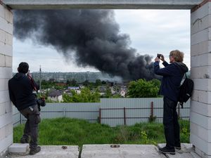 Supporting image for story: Mobilisation law comes into force as Ukraine struggles to boost troop numbers