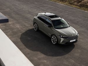 Supporting image for story: New DS 7 arrives with revised look and plug-in hybrid power