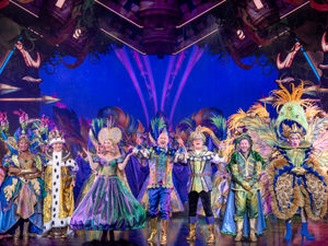 Supporting image for story: The magic of panto: Robin Hood at the Birmingham Hippodrome 'five stars!' - review