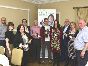 Supporting image for story: Brainboxes raise £1,000 for hospice at Shrewsbury quiz 