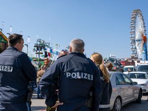 Supporting image for story: Oktoberfest tightens security in wake of deadly knife attack in western Germany