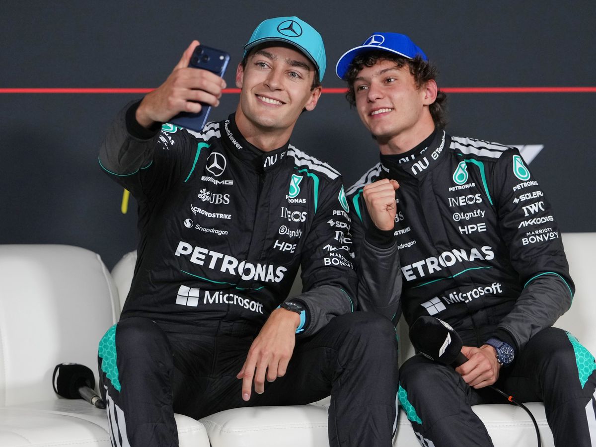 George Russell wants to &lsquo;make hay&rsquo; after dominating Australian GP qualifying