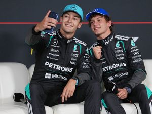 Supporting image for story: George Russell wants to ‘make hay’ after dominating Australian GP qualifying