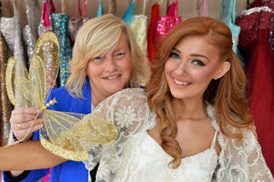 Carol Watts and her daughter Jess in the store