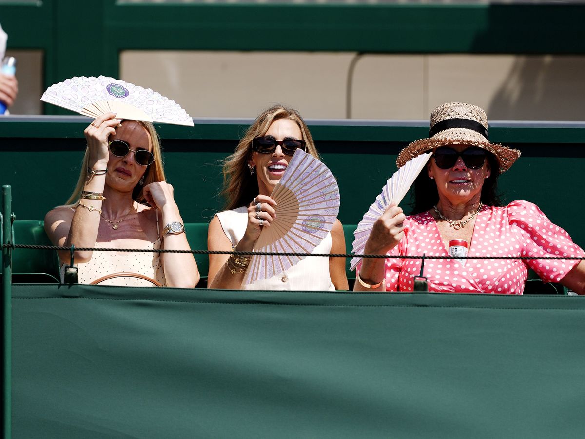 Wimbledon close to its hottest day ever as temperatures soar past 34C
