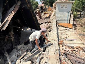 Supporting image for story: Myanmar hit by 5.1-magnitude aftershock following Friday’s earthquake