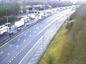 Supporting image for story: Crashes cause long delays on M6