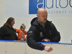 Supporting image for story: Telford Tigers' travel issues continue as they are beaten at Swindon