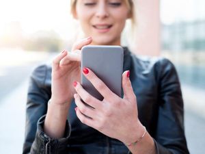 Supporting image for story: Tinder may adopt ‘women first’ messaging feature