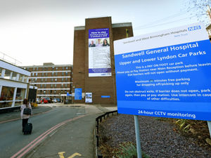 Supporting image for story: Doctors call for 'harmful' ventilators from China to be removed from Black Country hospitals