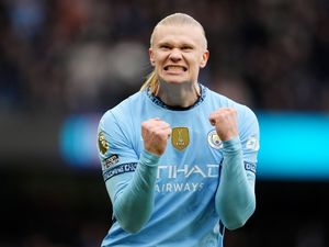 Supporting image for story: Pep Guardiola expects Erling Haaland to return for Man City soon