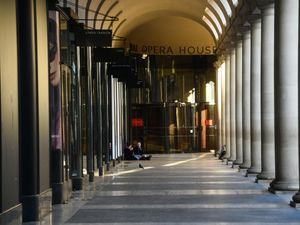 Supporting image for story