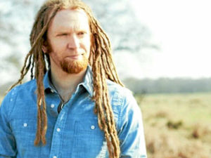 Supporting image for story: Newton Faulkner - The new record has got a nice loose vibe about it