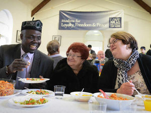 Supporting image for story: Food for thought: Mosque holds community meal to bury misconceptions