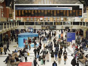 Supporting image for story: London Liverpool Street retains title of Britain’s busiest railway station