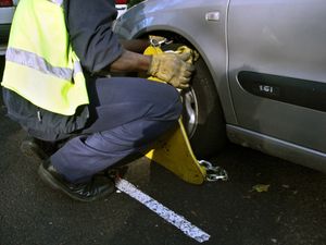 Supporting image for story: People warned to pay fines after Porsche driver’s car clamped