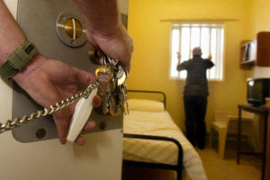 Supporting image for story: Gunman gets four years for shooting diamond trader at Telford home