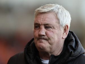 Supporting image for story: Blackpool boss Steve Bruce gives his verdict on Shrewsbury Town