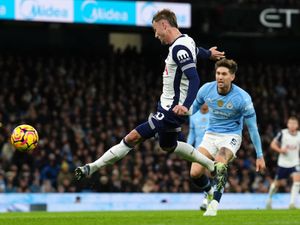 Supporting image for story: Tottenham add to Manchester City’s woes in thumping win