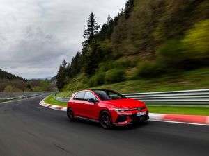 Supporting image for story: Volkswagen reveals most powerful Golf GTI with the Edition 50