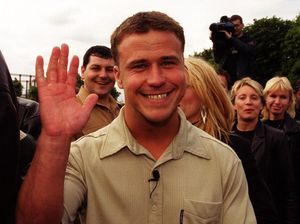 Craig entering the Big Brother house in 2000
