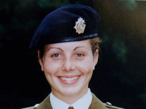 Supporting image for story: Deepcut Barracks: Coroner praises Cheryl James's parents as he delivers his findings