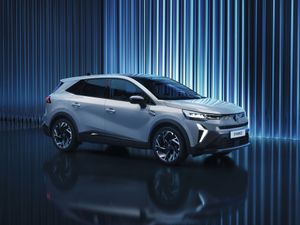 Supporting image for story: Renault’s Symbioz to hit the road from £29,295