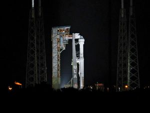 Supporting image for story: Boeing calls off first astronaut launch because of valve issue on rocket