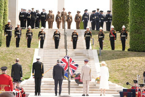 Prime Minister Sir Keir Starmer, King Charles III and Queen Camilla during the national Service of Remembrance, hosted by the Royal British Legion in partnership with the Government, to mark the 80th Anniversary of VJ Day at the National Memorial Arboretum in Alrewas, Staffordshire. Picture date: Friday August 15, 2025. PA Photo. Photo credit should read: Aaron Chown/PA Wire 