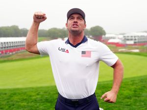 Supporting image for story: US team whip up Ryder Cup crowd as atmosphere builds on eve of competition