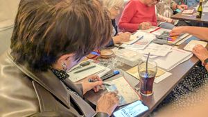 One member produced a great townscape scene of Paris for her bag