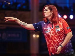 Supporting image for story: Noa-Lynn van Leuven suffers second defeat at Grand Slam of Darts