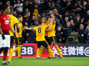 Supporting image for story: Wolves 2 Man United 1 – Report and pictures 