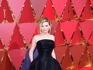 Supporting image for story: Kirsten Dunst announces baby news with partner Jesse Plemons