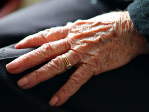Supporting image for story: Tablet loan service for elderly people who want to stay connected