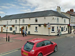 Supporting image for story: Taxi driver and barmaid save collapsed pensioner's life at Oswestry pub