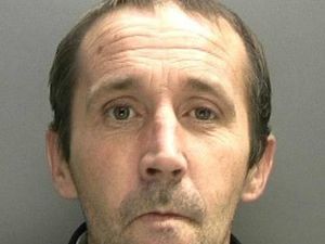 Supporting image for story: Bungling robber jailed for trying to snatch pensioner's handbag