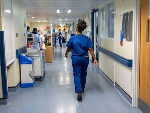 Supporting image for story: Nurses in Birmingham walk out over pay but business as usual at Black Country hospitals