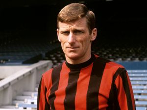 Supporting image for story: Tony Book: The late-blooming bricklayer who became a Manchester City great