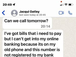 Supporting image for story: Jacqui Oatley issues urgent scam warning after fraudsters target her 83-year-old mother