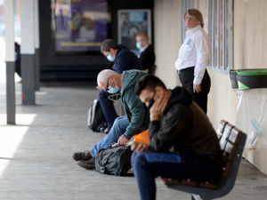 Supporting image for story: Most Britons ‘likely to continue wearing face masks beyond July 19’