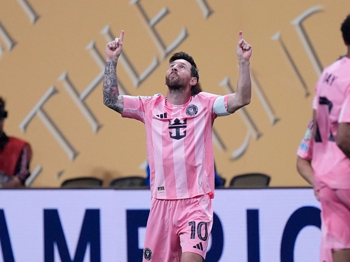 Friday’s briefing: Lionel Messi stars at Club World Cup and Botafogo stun PSG
