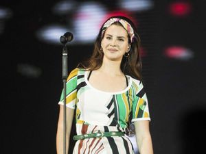 Supporting image for story: Reading Festival apologises for cutting Lana Del Rey’s set short